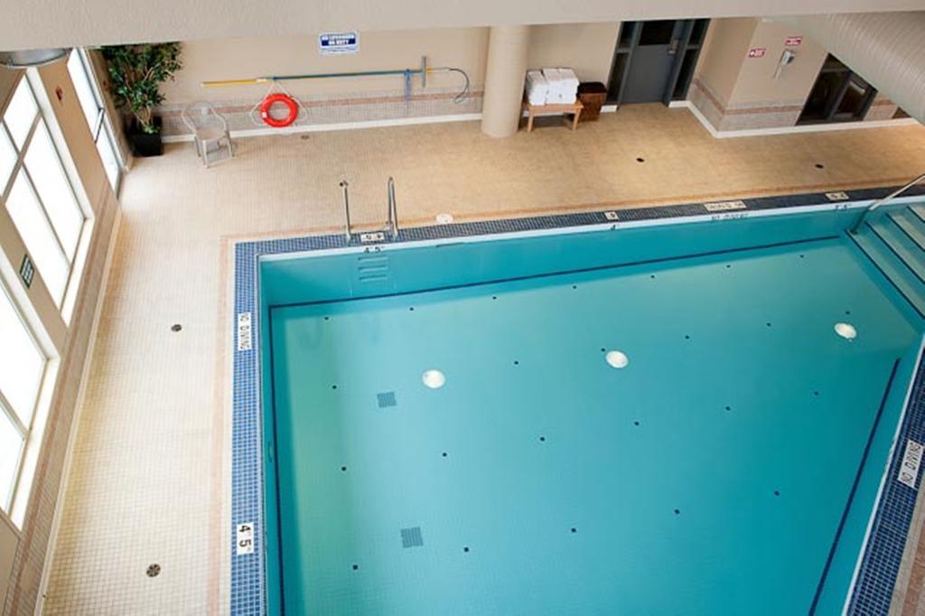 Paradise Inn And Suites Valleyview ภายนอก รูปภาพ