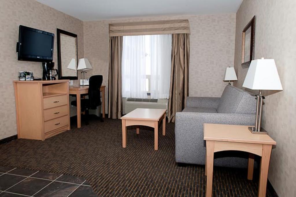 Paradise Inn And Suites Valleyview ภายนอก รูปภาพ