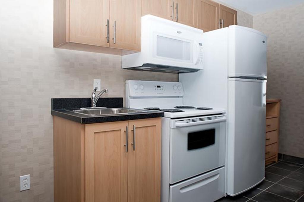 Paradise Inn And Suites Valleyview ภายนอก รูปภาพ